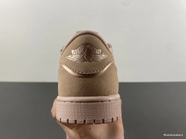 MaikeSneakers 1 Beige AO1935-204 NS Particle Low Jordan Retro 0710